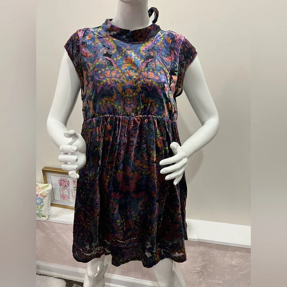 Free People Velvet Paisley Mini Dress
Size :S - Picture 1 of 13